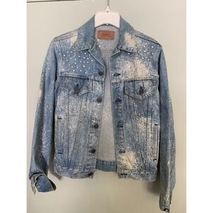 Vintage Women's Levi's Denim Jacket Bedazzled Size M
